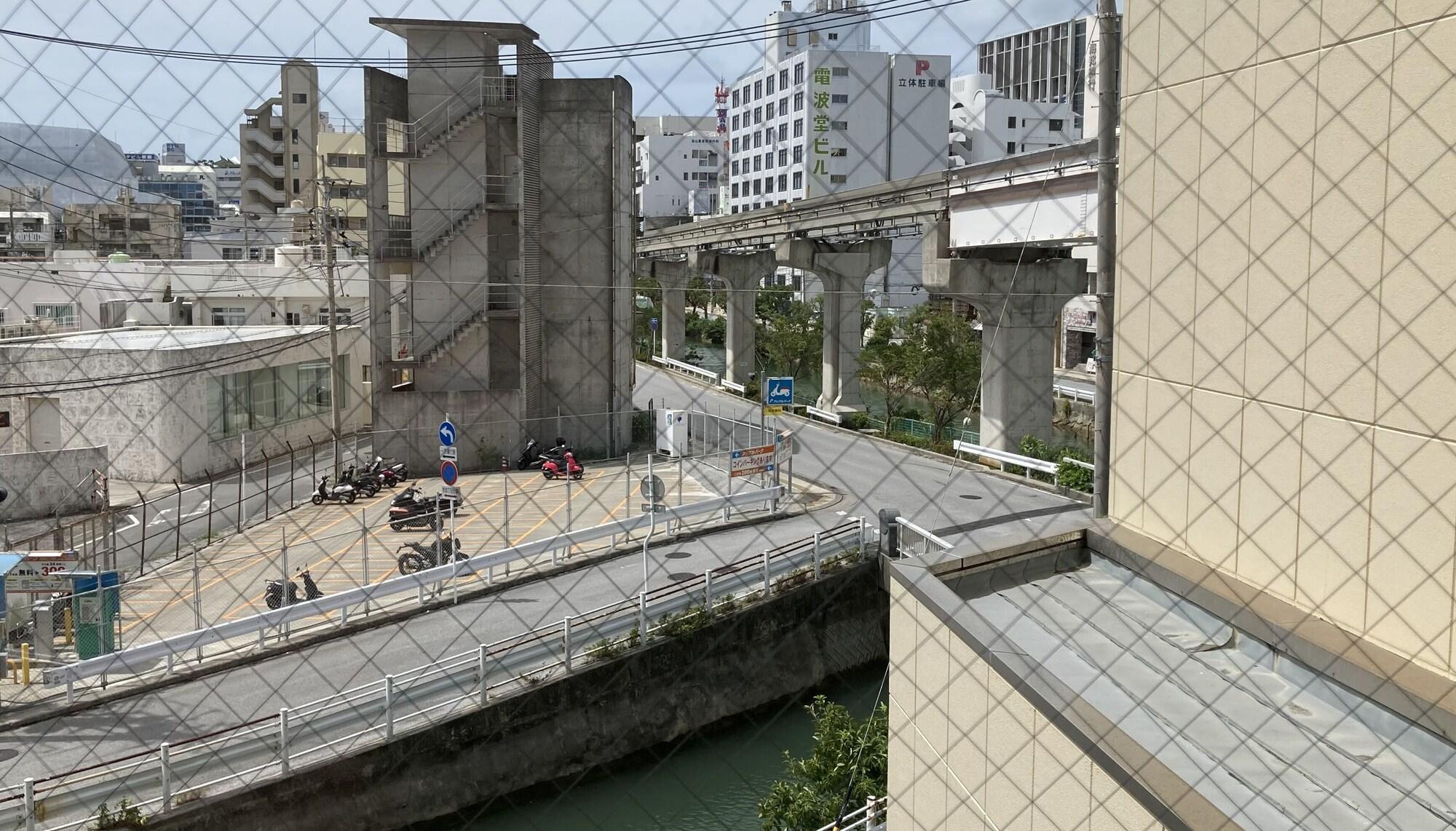 Toyoko Inn Okinawa Naha Kokusai-Dori Miebashi-Eki Dış mekan fotoğraf