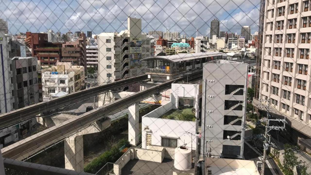 Toyoko Inn Okinawa Naha Kokusai-Dori Miebashi-Eki Dış mekan fotoğraf