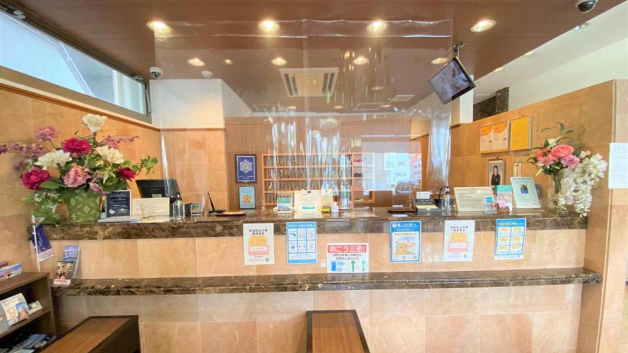 Toyoko Inn Okinawa Naha Kokusai-Dori Miebashi-Eki Dış mekan fotoğraf