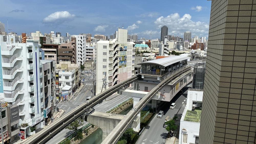 Toyoko Inn Okinawa Naha Kokusai-Dori Miebashi-Eki Dış mekan fotoğraf