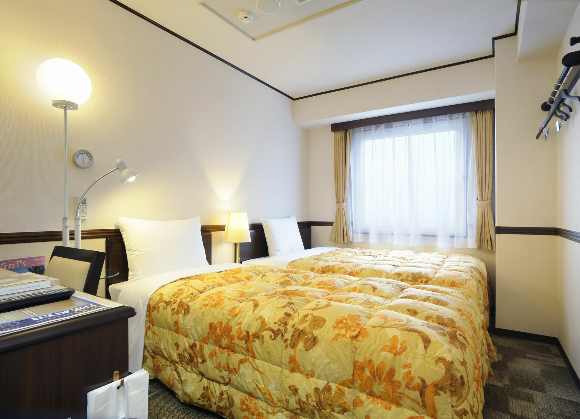 Toyoko Inn Okinawa Naha Kokusai-Dori Miebashi-Eki Dış mekan fotoğraf